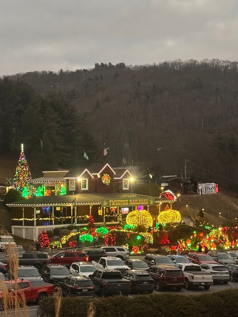 Easter Eggstravaganza - Tweetsie Railroad