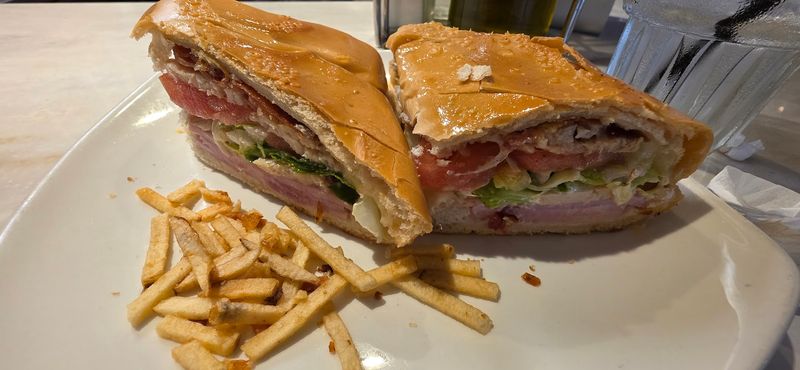 Islas Canarias Restaurant (Miami)