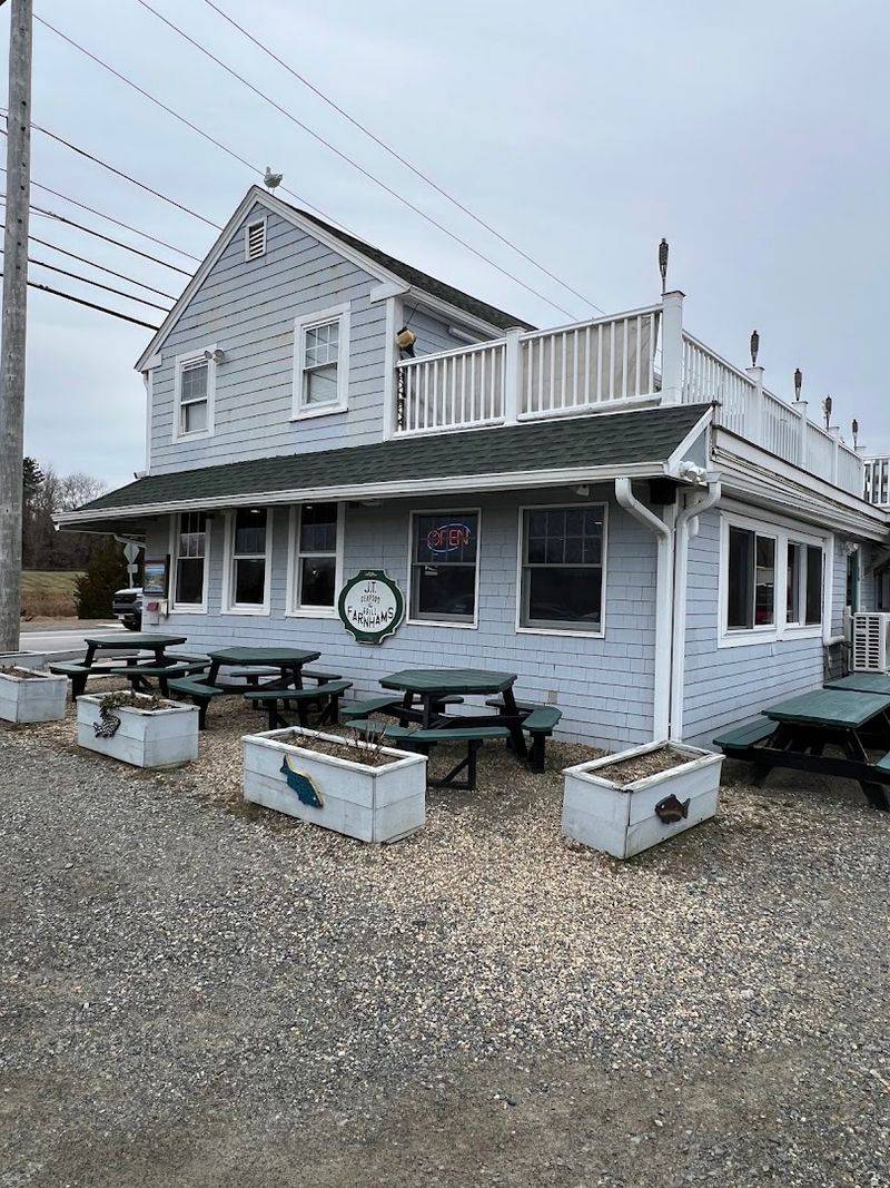 Make Farnham's The Day's Centerpiece