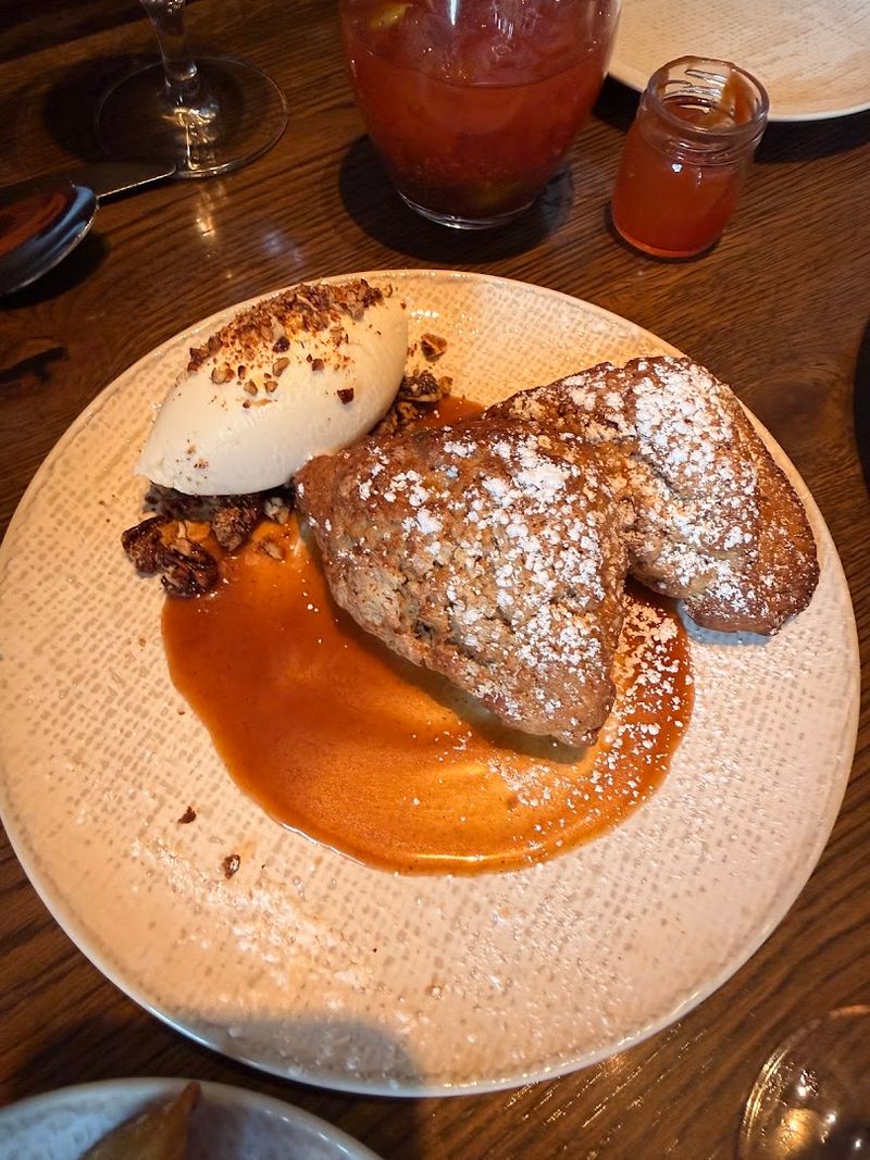 The Love (Philadelphia)