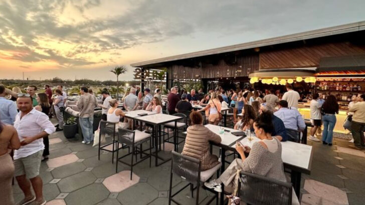 Florida&rsquo;s Most Stunning Historic Food Hall Sits on the Water and Has Cuban, BBQ, and Sushi All Under One Roof