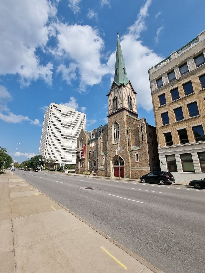 Rich Mix of Small Towns and Mid-Sized Cities