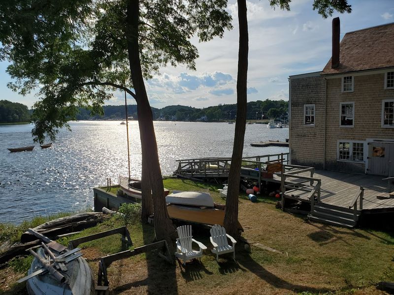 Amesbury Gives The Farm Its Context