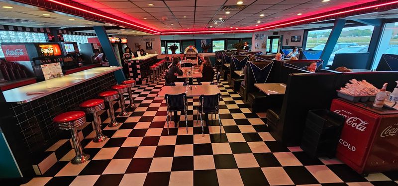 A Classic Lunch Counter That Keeps the Old Diner Spirit Alive