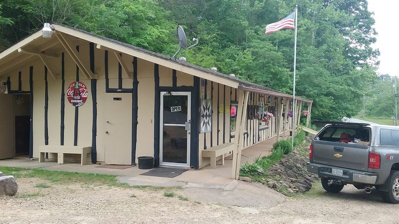 The Cowee Gift Shop: Far More Than a Souvenir Stop