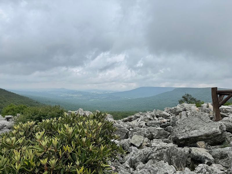 Hawk Mountain Sanctuary — A Ridgeline Built for Watching