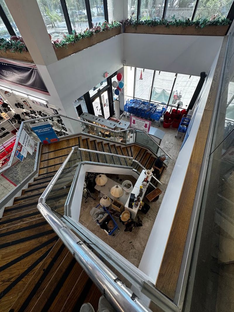 American Thrift Stores (Multiple Florida Locations)