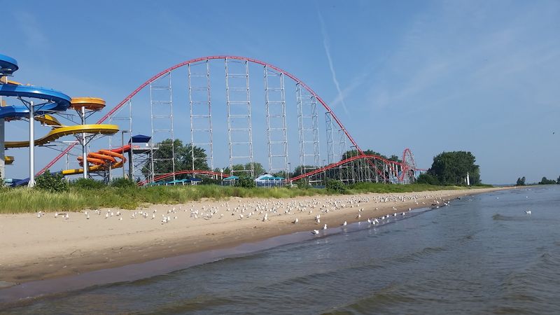 Lake Erie Views and the Peninsula Setting