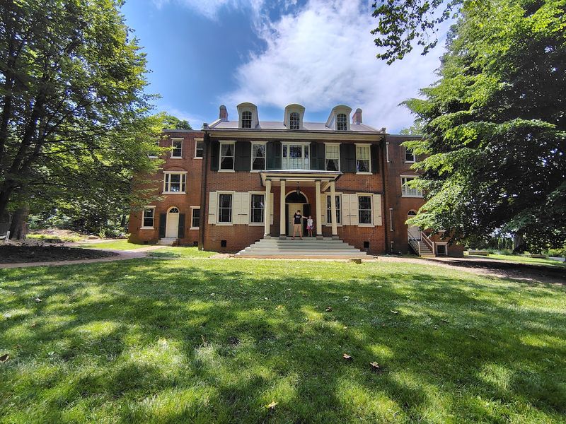 The Grounds and Estate Setting