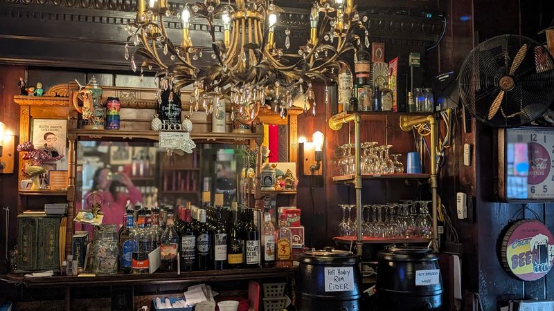 Ghostly Encounters in Detail