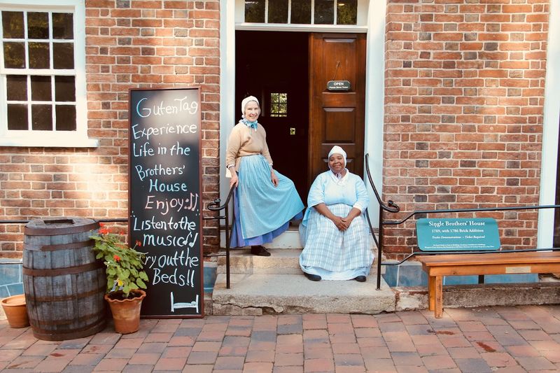 Old Salem Museums and Gardens Walking Tour