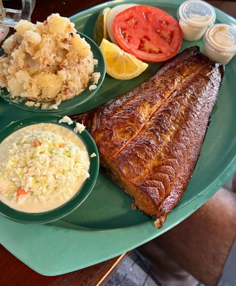 Ted Peters Famous Smoked Fish (St. Petersburg) &mdash; Smoked Mullet