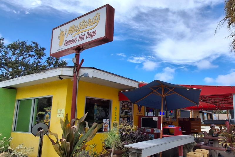 Mustard&rsquo;s Famous Hot Dogs - Melbourne, FL