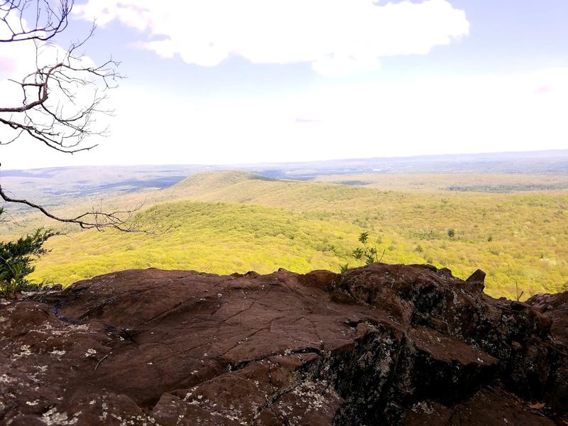 Mount Norwottuck via Metacomet-Monadnock Trail