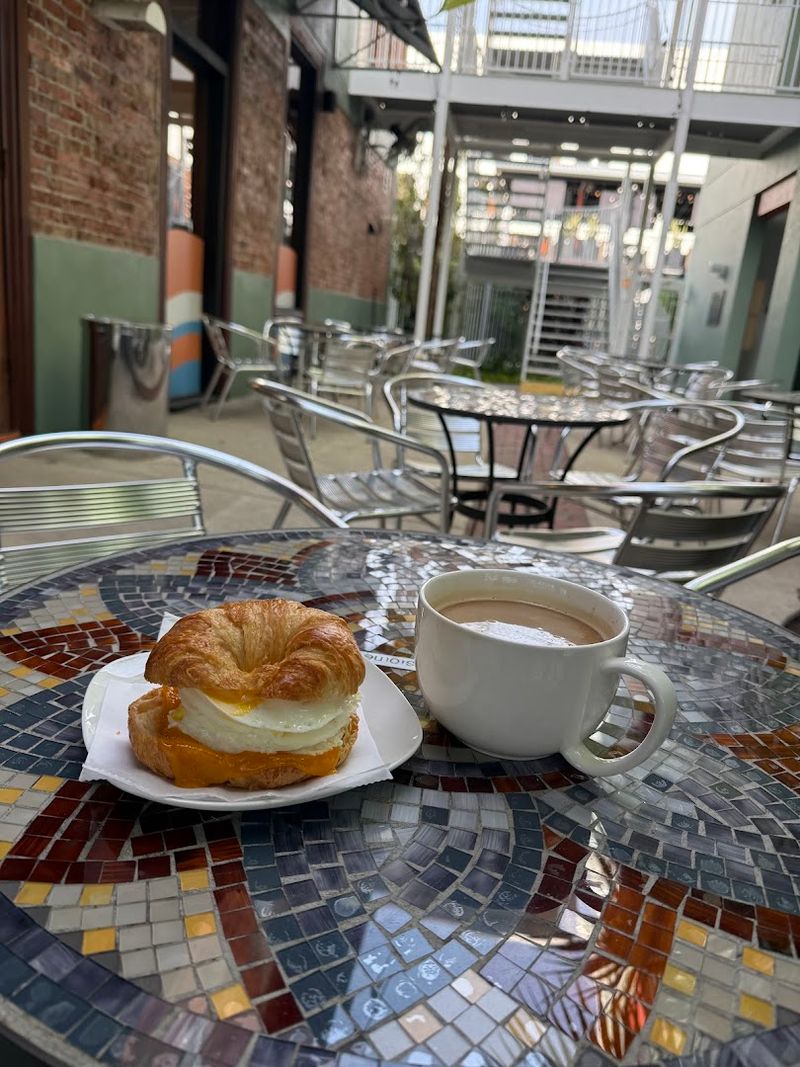 Peter's German Caf&eacute;