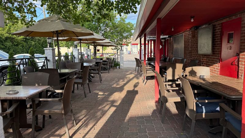 Red Door Tavern &ndash; Columbus