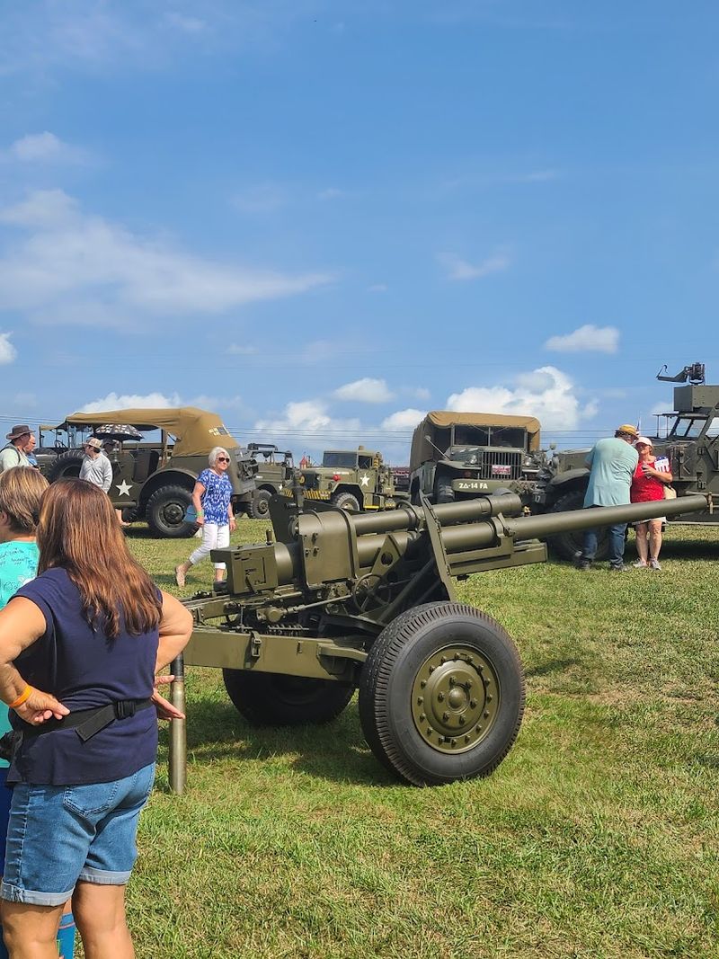 Guided Tours That Add Depth and Context
