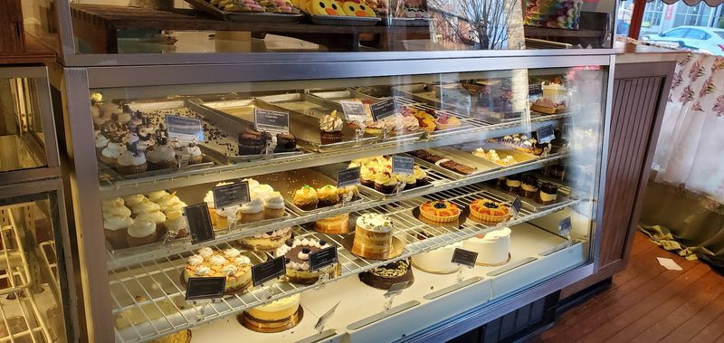 Bredenbeck's Bakery, Chestnut Hill