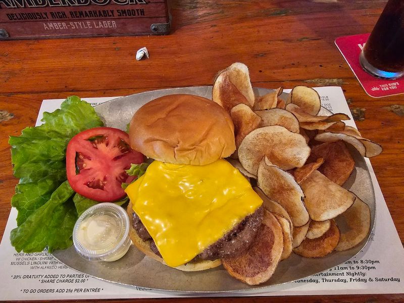 Pineapple Joe's Grill & Raw Bar - Fort Pierce, FL