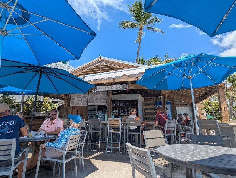 Afterdeck Bar at Louie's Backyard