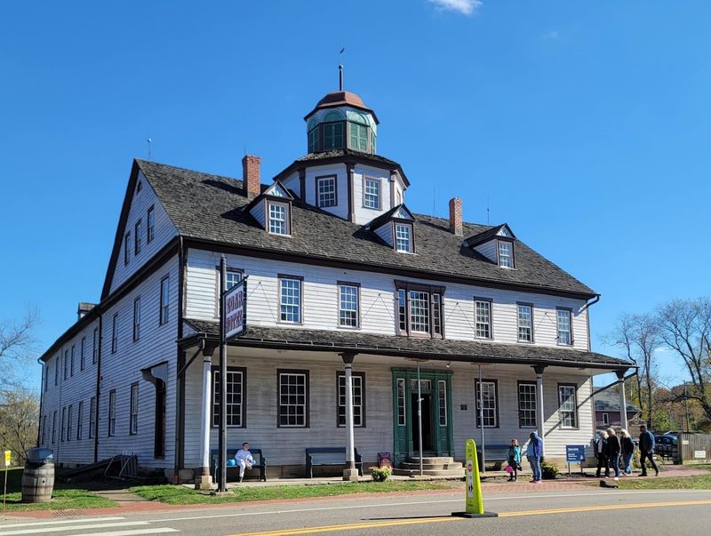 Zoar Village: A Forgotten Utopian Community