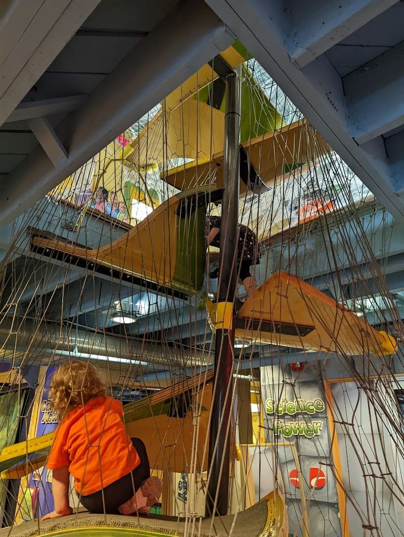 Adventure Rope Tunnel Tower