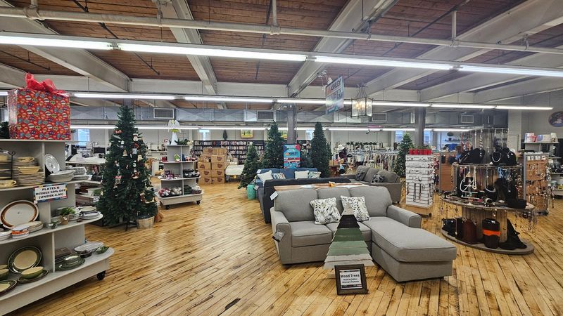 DIY Flips and Furniture Rehab