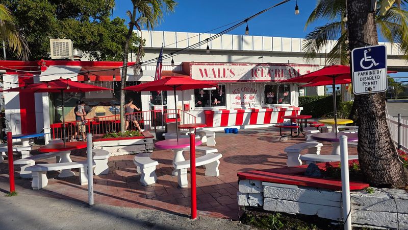 Walls Old Fashioned Ice Cream (Miami)