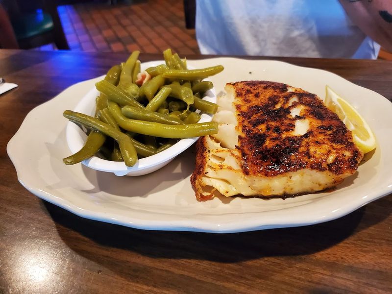 Seafood That Holds Its Own Against the Steaks