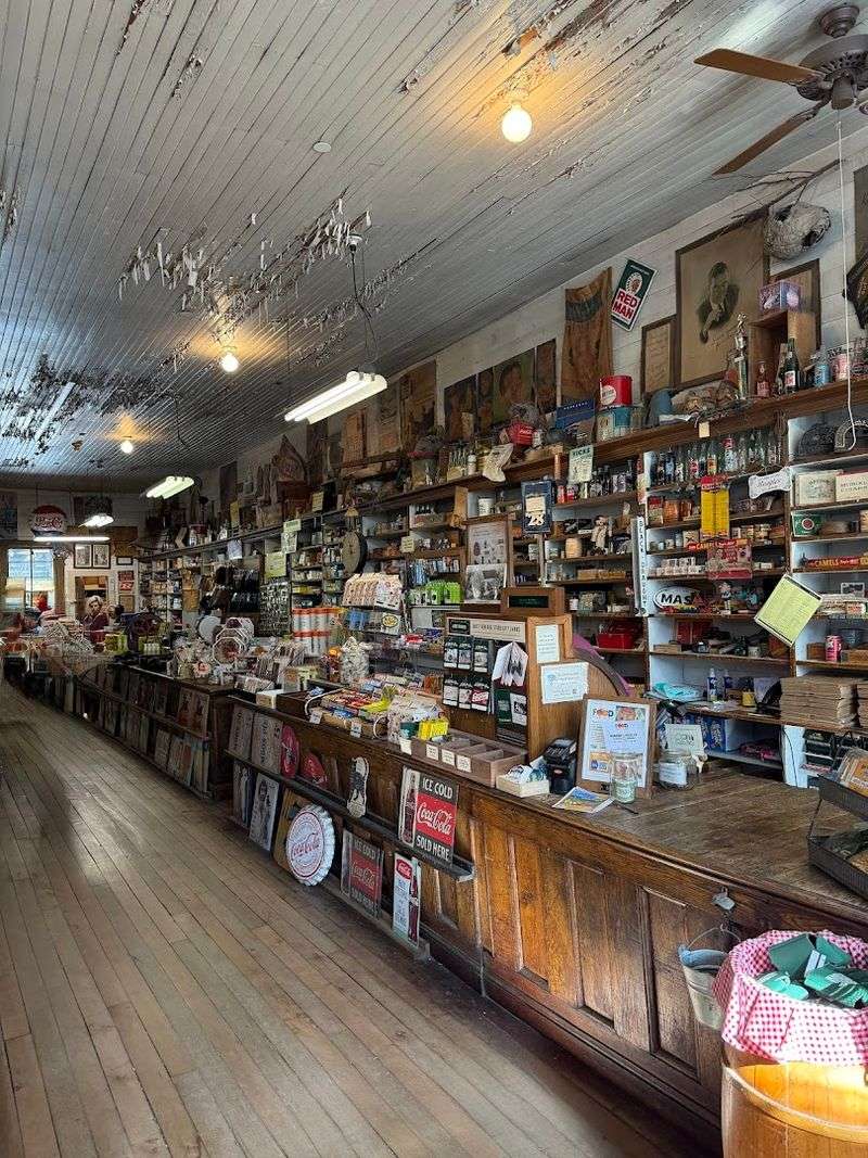 Old-Fashioned Shopping Experience