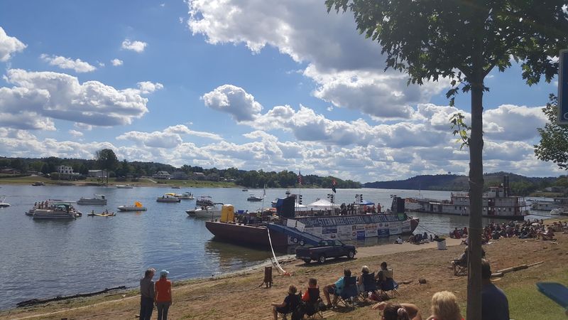 The Ohio River Waterfront