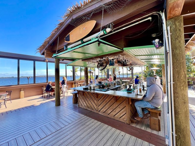 Grills Seafood Deck & Tiki Bar &mdash; Melbourne