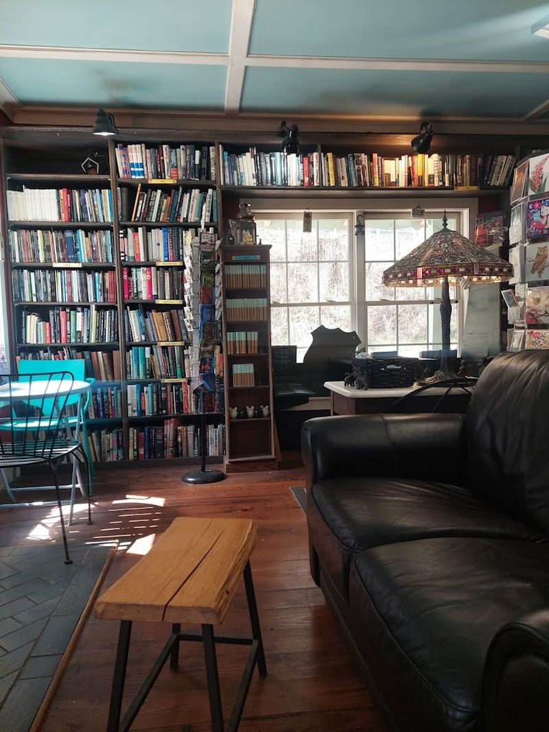 Unique Atmosphere and Layout