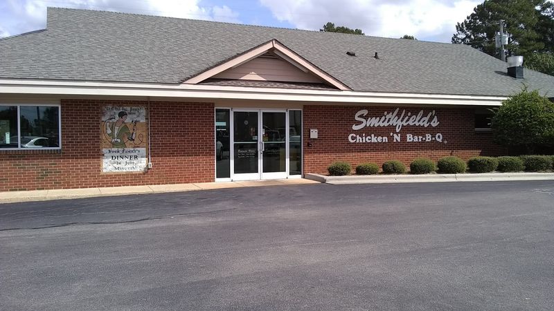 Smithfield's Chicken 'N Bar-B-Q (Smithfield)