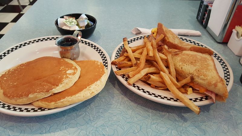 Home Fries That Have Locals Coming Back Every Weekend