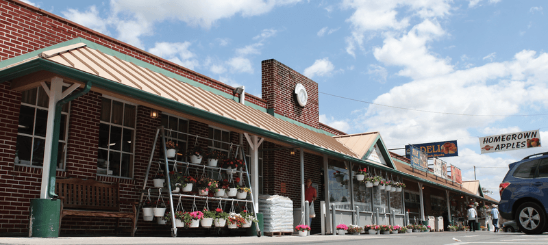 Kauffman's Fruit Farm & Market Bakery (Bird-in-Hand)
