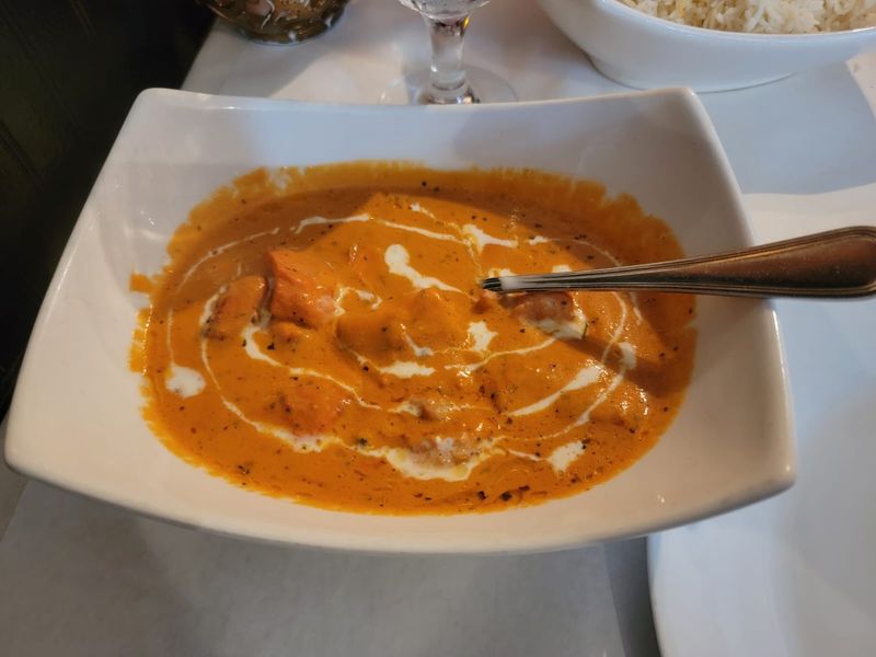 Curries on the Buffet: Variety, Heat Levels, and What Stands Out