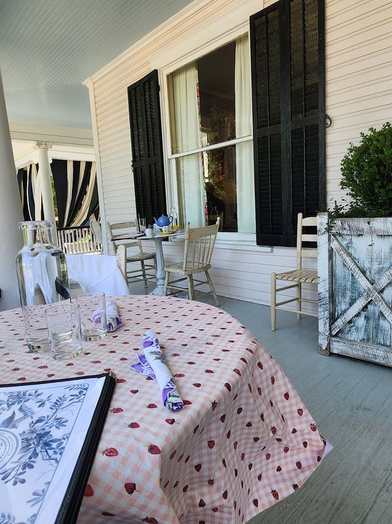 Who Goes to A Cause for Tea and Why They Return