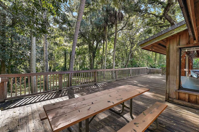 Family-Friendly Old Florida Charm