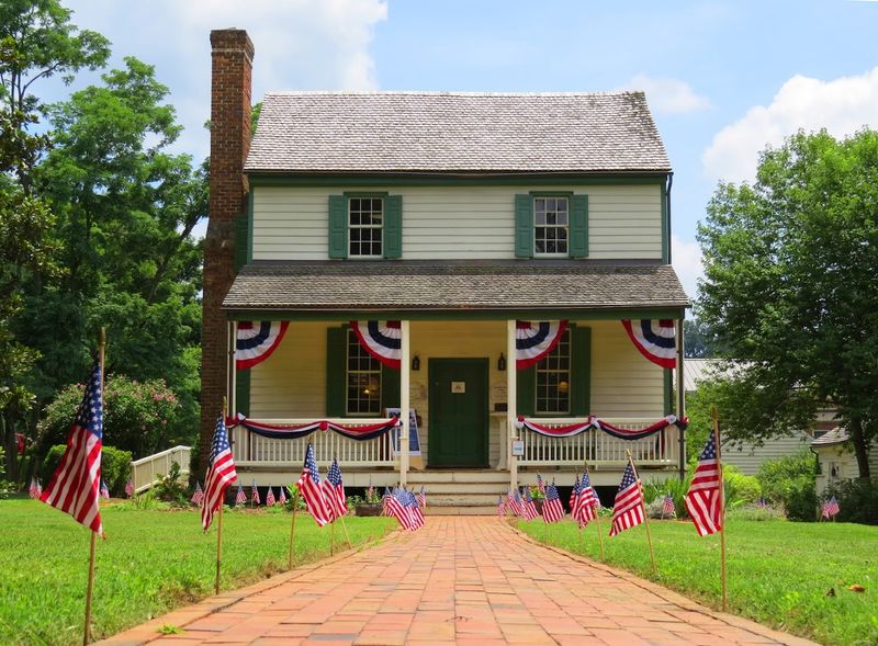 Hillsborough Historic District Walking Tour