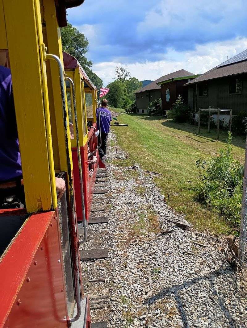 Craggy Mountain Line &ndash; Woodfin, NC