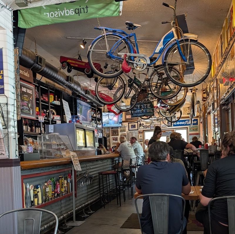 Service, Crowd, and Best Times