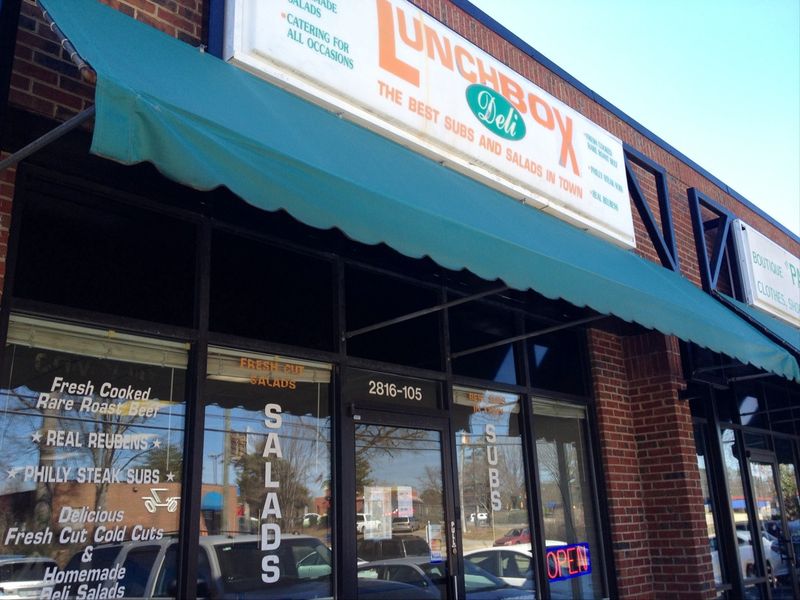 Lunch Box Deli – Raleigh