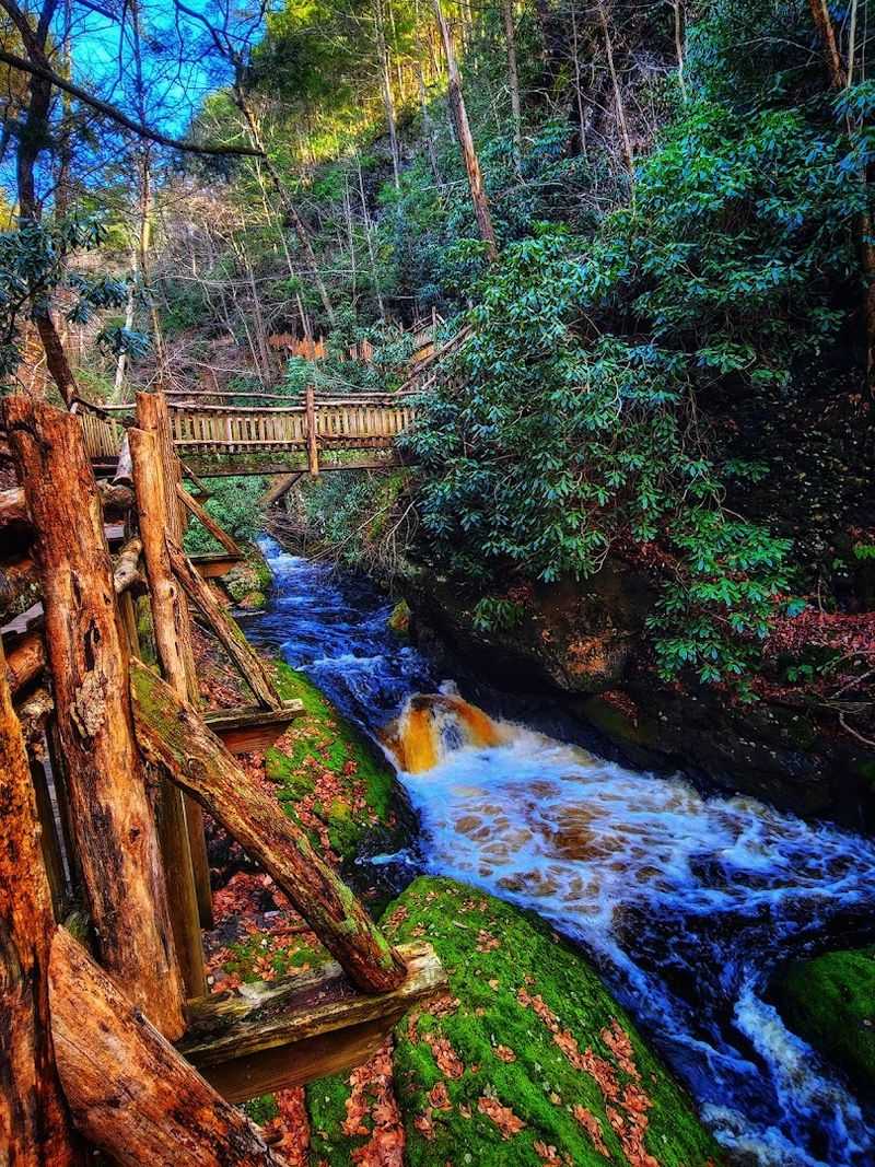 Bushkill Falls &ndash; Red and Green Trails