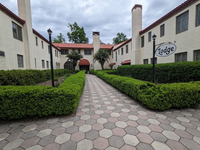 The 1937 Wakulla Springs Lodge