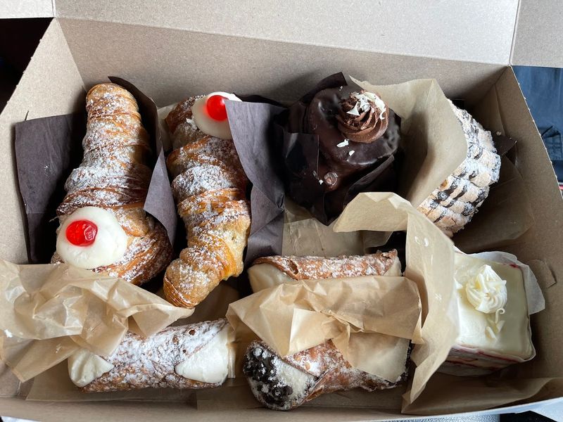 Palermo's Italian Bakery - Boynton Beach