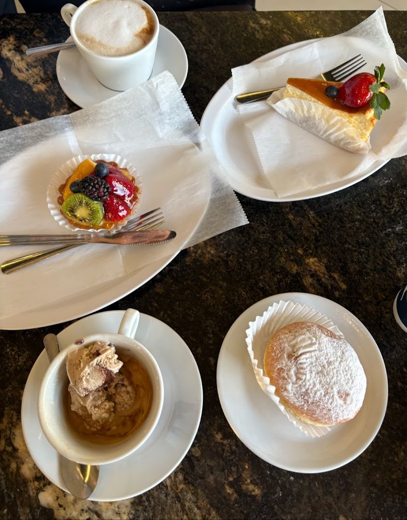 PAN'E DOLCI Italian Bakery - Lauderdale-By-The-Sea