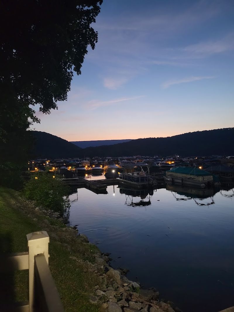 Lake Raystown Resort Marina (Saxton, PA)