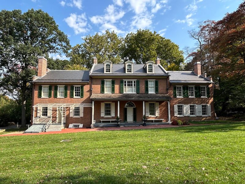 The 17-Room Federal-Style Mansion