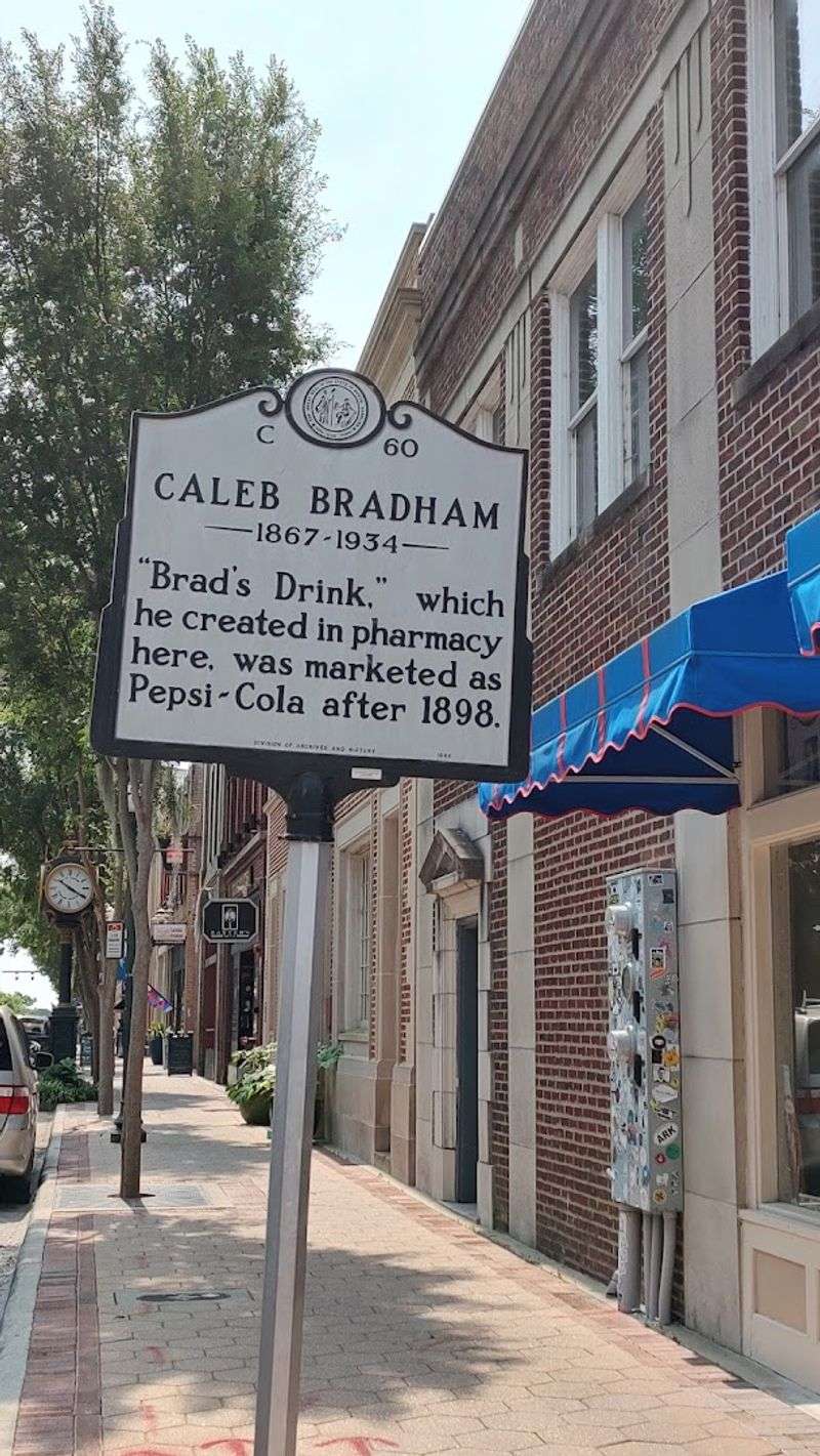 A Small Pharmacy That Changed Soft Drink History (1898)